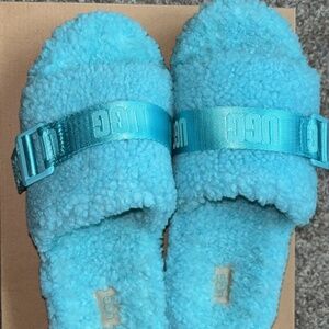 UGG Fluffita Slides Women’s, size 8